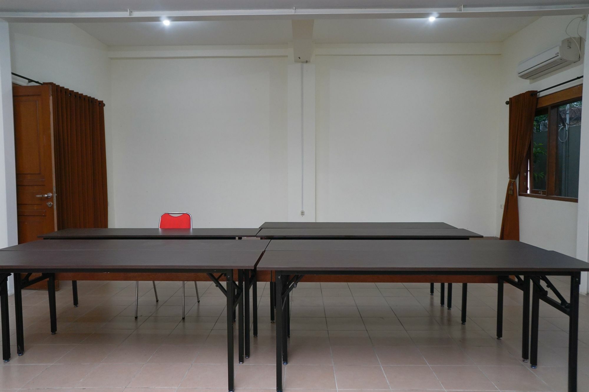 Reddoorz Plus @ Ciumbuleuit Area Bandung Esterno foto