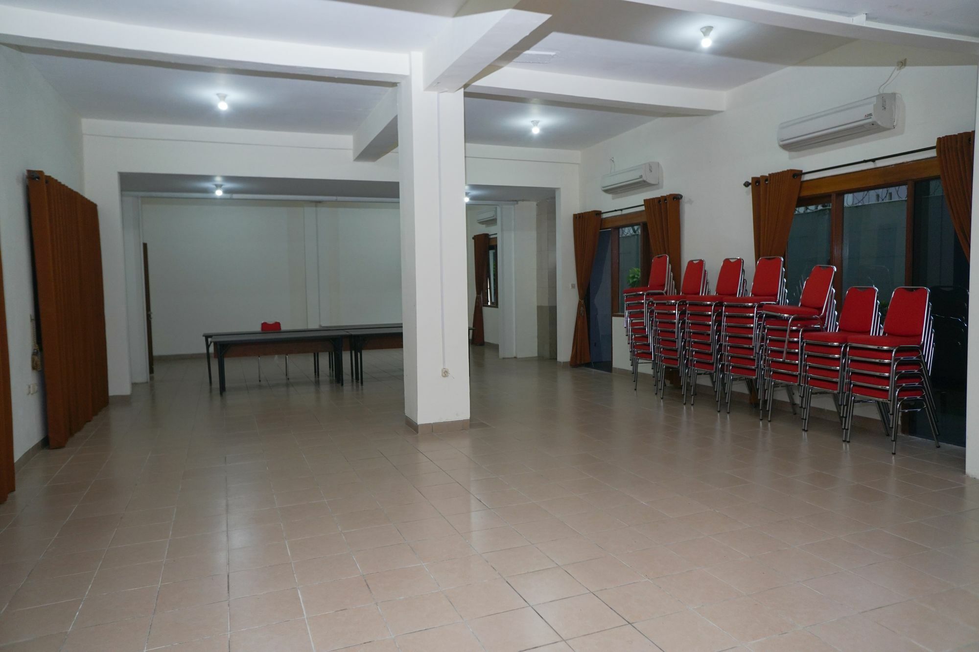 Reddoorz Plus @ Ciumbuleuit Area Bandung Esterno foto