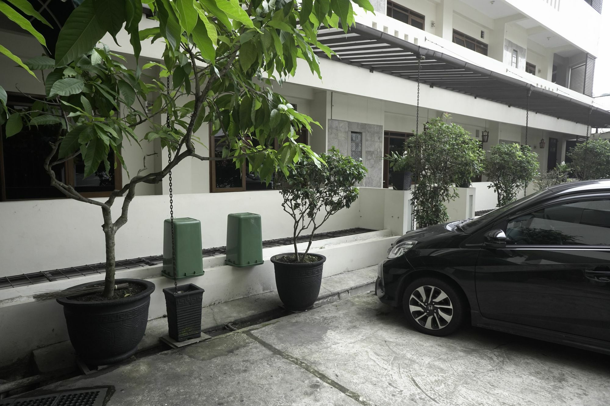 Reddoorz Plus @ Ciumbuleuit Area Bandung Esterno foto